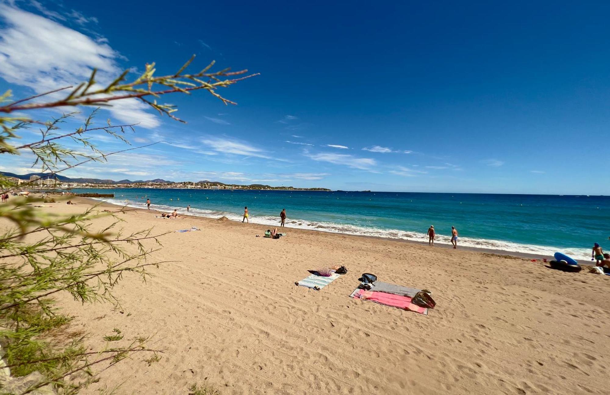 Les Cactus Frejus Plage Bagian luar foto
